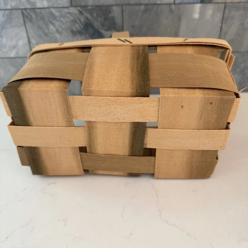 Vintage Farmhouse Split Slat Wood Woven Basket w Handle & 2 Smuckers 16 oz Jars
